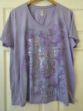 Just My Size Lavender V-Neck Butterfly Graphic Tee
